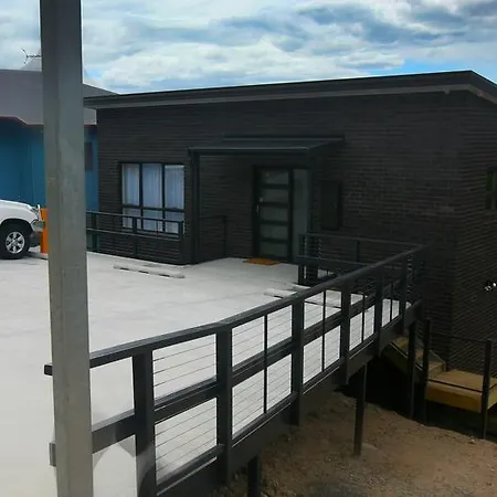 New Norfolk Holiday Apartments Exterior photo